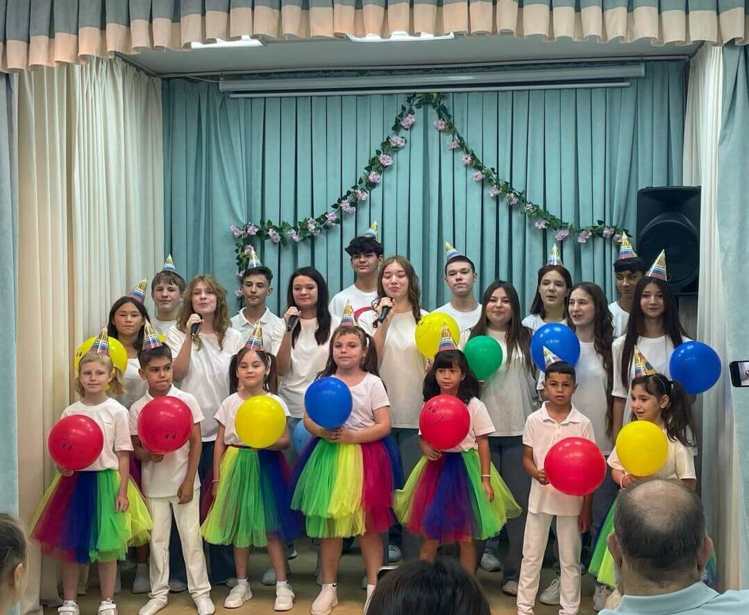 Делаем добро вместе! ГК "НТ-МДТ" поздравила с 10-летием детский приют в Коломне.