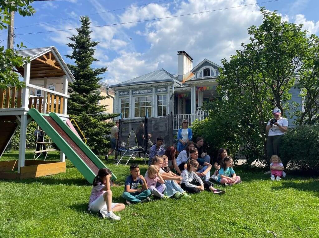 Делаем добро вместе! ГК "НТ-МДТ" поздравила с 10-летием детский приют в Коломне.